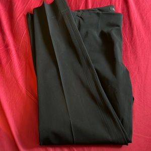 Theory women’s creased dress ankle cropped pants.